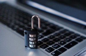 Что делать, если взломали Фейсбук и/или украли страницу?